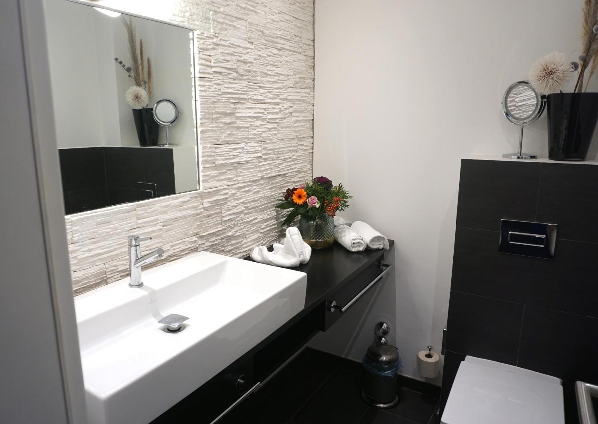 Hotel Bucheneck Linz am Rhein Luaran gambar