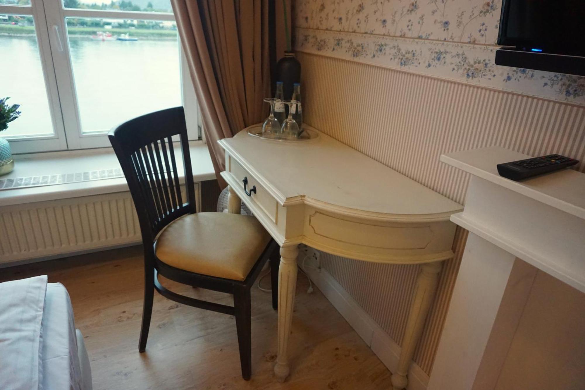 Hotel Bucheneck Linz am Rhein Luaran gambar