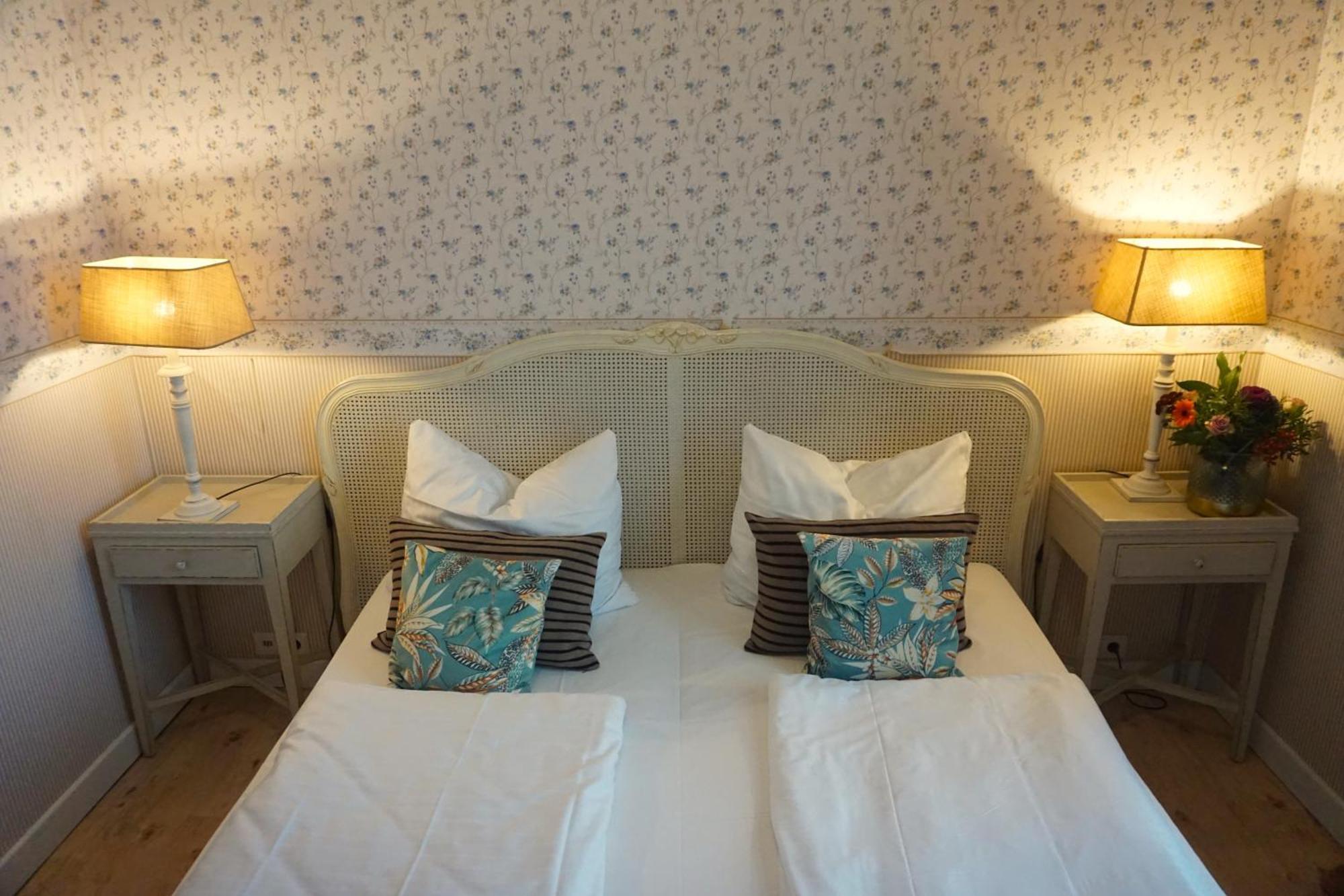 Hotel Bucheneck Linz am Rhein Luaran gambar