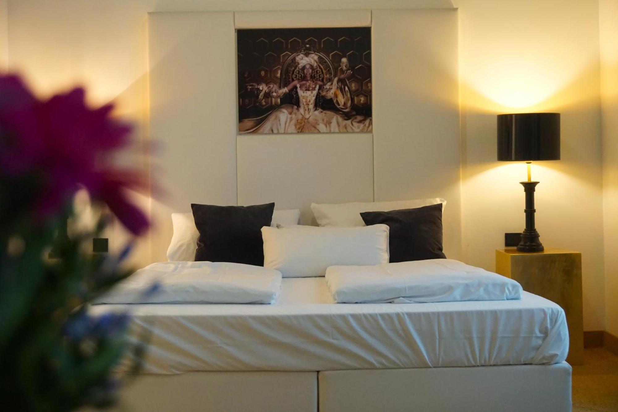 Hotel Bucheneck Linz am Rhein Luaran gambar